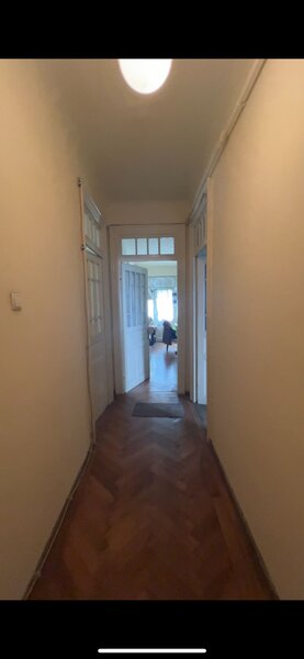 Piata Natiunilor Unite, Palatul Parlamentului